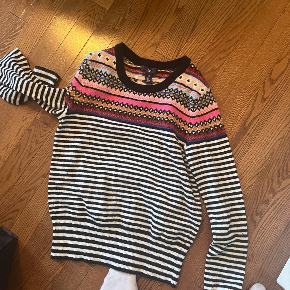 Colorful sweater - Picture 3 of 3